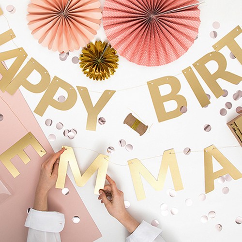 Grinalda Letras Douradas